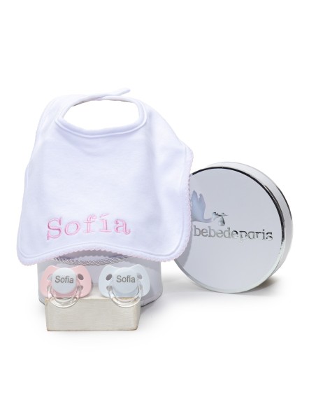 Set de Dos Chupetes y Babero Personalizados